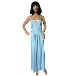 Vtg Avian Nylon blue, white crochet blue flower at chest slip/ dress Medium